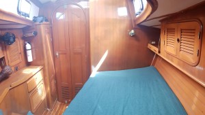 inside front cabin, view to stern